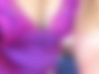 martina-curvy's Live Sex Cam Show