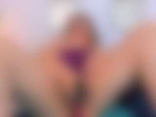 martina-curvy's Live Sex Cam Show