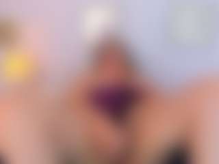 martina-curvy's Live Sex Cam Show