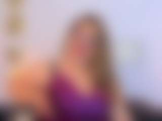 martina-curvy's Live Sex Cam Show