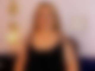 martina-curvy's Live Sex Cam Show