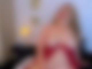 martina-curvy's Live Sex Cam Show