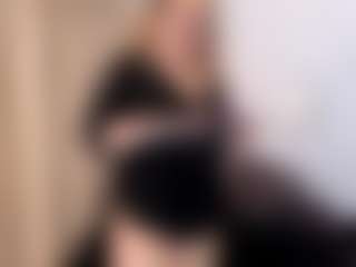 martina-curvy's Live Sex Cam Show
