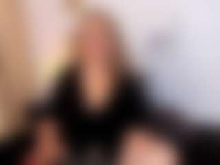 martina-curvy's Live Sex Cam Show