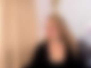 Live cam show with martina-curvy - Blonde Hair Middle Aged on Camsoda