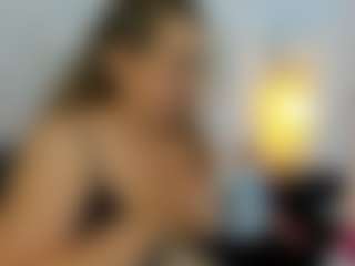 martina-curvy's Live Sex Cam Show