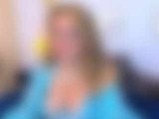 martina-curvy's Live Sex Cam Show