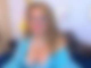 martina-curvy's Live Sex Cam Show