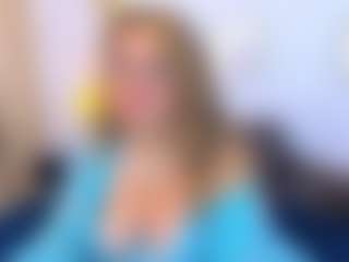 martina-curvy's Live Sex Cam Show