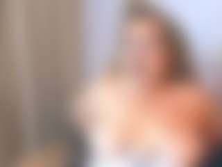 martina-curvy's Live Sex Cam Show