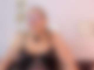 martina-curvy's Live Sex Cam Show