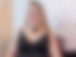 martina-curvy's Live Sex Cam Show
