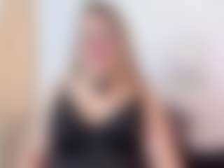 Live cam show with martina-curvy - Brown Eyes on Livezox