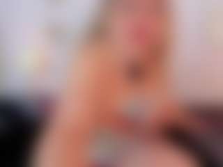 martina-curvy's Live Sex Cam Show