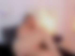 Live cam show with martina-curvy - Granny on live18s.com