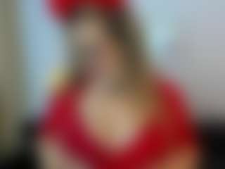 Live cam show with martina-curvy - Blonde Hair Middle Aged on Camsoda