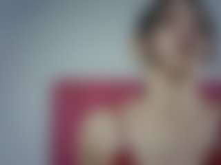 Live cam show with MIAsuarez0121 - Tittyfuck on AdultVida.com