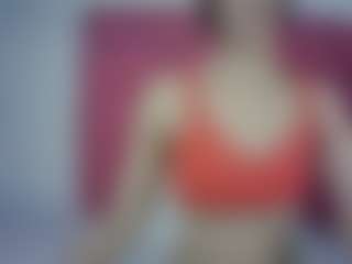 Live cam show with MIAsuarez0121 - Tittyfuck on AdultVida.com