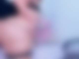 nataliavela MILF webcam performer live streaming