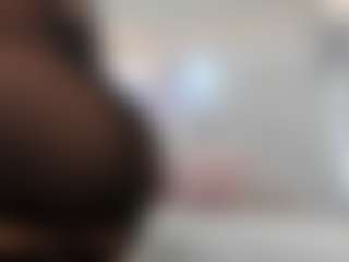 nataliavela MILF webcam performer live streaming