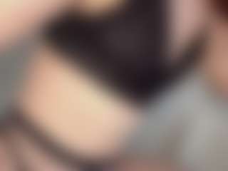 Live cam show with SerenaHale - Twerk on CamwithHer