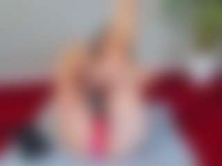 Live cam show with TheaaX - Squirt on Mixed Magazine Live