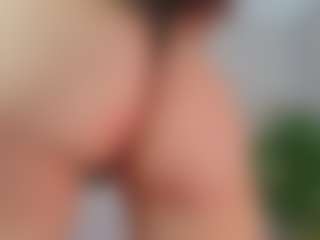TheaaX's Live Sex Cam Show