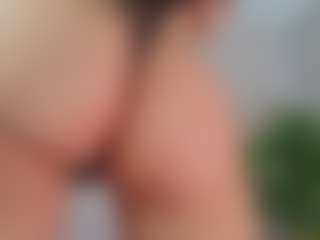 TheaaX's Live Sex Cam Show