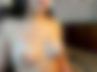 Live cam show with zoelins - Body Massage on fapnchat