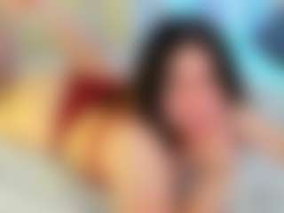 Live cam show with Amilia - Hairy Pussy on realtime-chat
