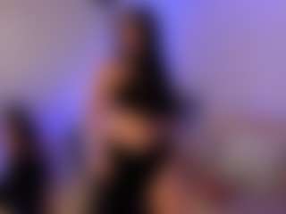 Live cam show with AshleyJhonsonX - Camel Toe on TastyBlacksLive