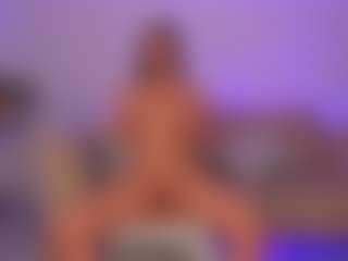 AshleyJhonsonX's Live Sex Cam Show