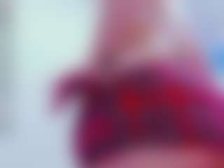 Live cam show with Dakotalee03 - Flash on SquirtSoMuch
