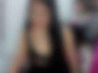 Live cam show with Dakotalee03 - Flash on Camsoda