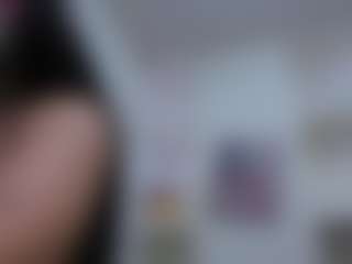 Live cam show with Dakotalee03 - Brown Hair Petite on Camming Site