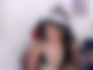 Dakotalee03's Live Sex Cam Show