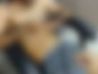 Live cam show with DamianHall - Drinking on Dare Cams