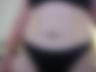 Live cam show with DariaCalm - Blue Eyes on SxyPornLive