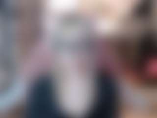 Live cam show with Kim - Facial Piercings on https://playwithruby.com