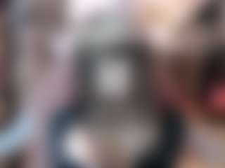 Live cam show with Kim - Genital Piercings on livesuperchat.net