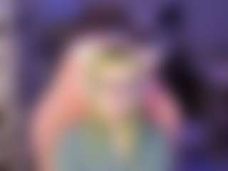 Live cam show with Kim - Erotic Dance on livesuperchat.net