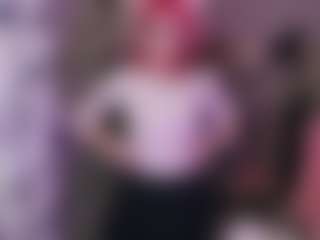 Live cam show with Kim - Brown Hair on SquirtSoMuch