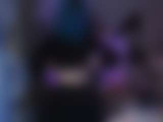 Live cam show with Kim - Skinny on Uber Horny