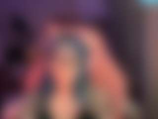 Live cam show with Kim - Spy Granny on Porn Luv
