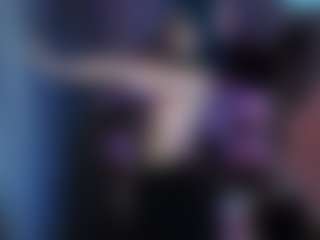 Live cam show with Kim - Flashing on Dolls Live