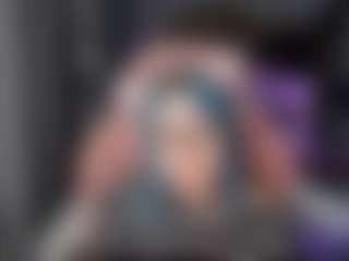 Live cam show with Kim - Spy Granny on Dolls Live