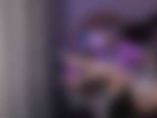 Live cam show with Kim - Thin on TastyBlacksLive