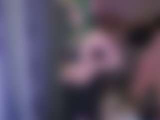 Live cam show with Kim - Camel Toe on CSO-WL