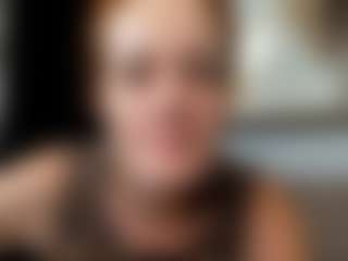 Julia-Suny's Live Sex Cam Show