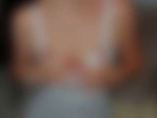 Live cam show with Julia-Suny - Nice on slutload